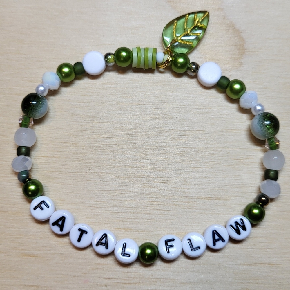 Ivy- Taylor Swift Friendship Bracelet, Size 8"